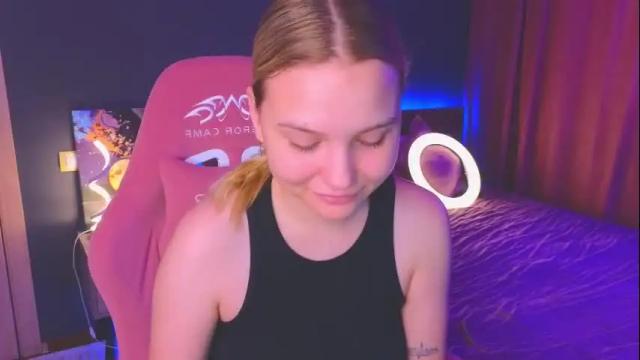 Image 7 of sabrinaspel Stream on Chaturbate on 7 months ago