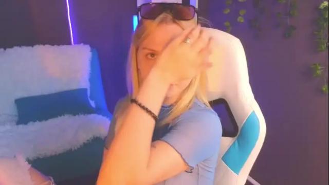 Image 11 of sabrinaspel Stream on Chaturbate on 6 months ago