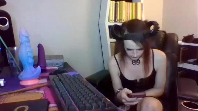 Image 8 of sabrinavegats Stream on Chaturbate on 16 months ago