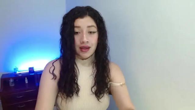 Image 12 of sabrinawalker_73 Stream on Chaturbate on 19 months ago