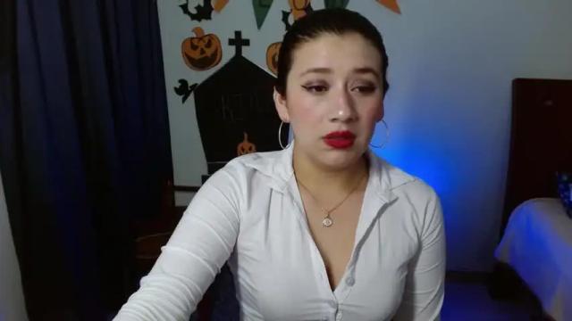 Image 3 of sabrinawalker_73 Stream on Chaturbate on 21 months ago