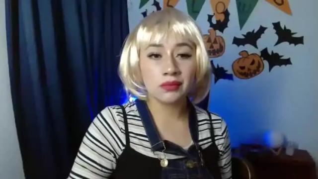 Image 6 of sabrinawalker_73 Stream on Chaturbate on 18 months ago