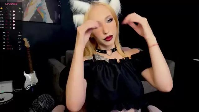 Image 12 of sabrinkaa Stream on Chaturbate on 1 month ago