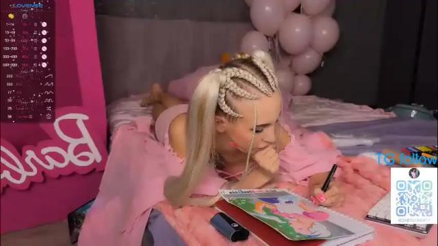 Image 4 of sabrinkaa Stream on Chaturbate on 1 day ago