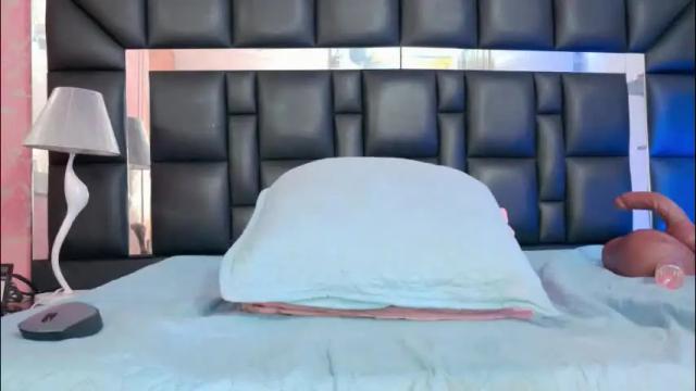 Image 4 of sacha_malala Stream on Chaturbate on 1 month ago