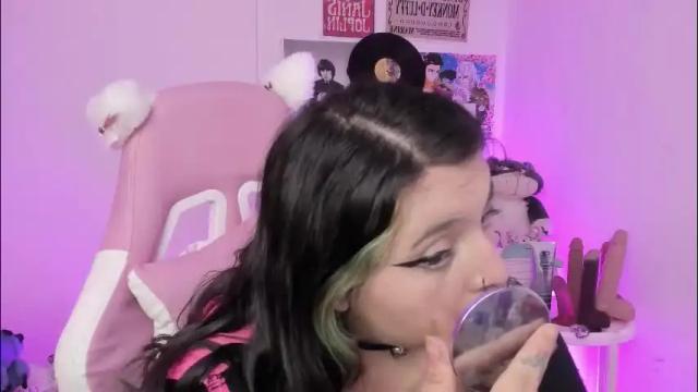 Image 4 of sachi_meow Stream on Chaturbate on 13 days ago