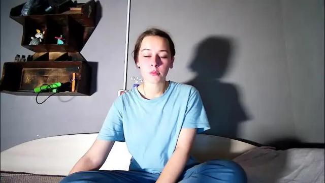 Image 4 of sademoface Stream on Chaturbate on 5 months ago