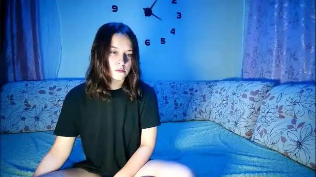 Image 3 of sademoface Stream on Chaturbate on 4 months ago