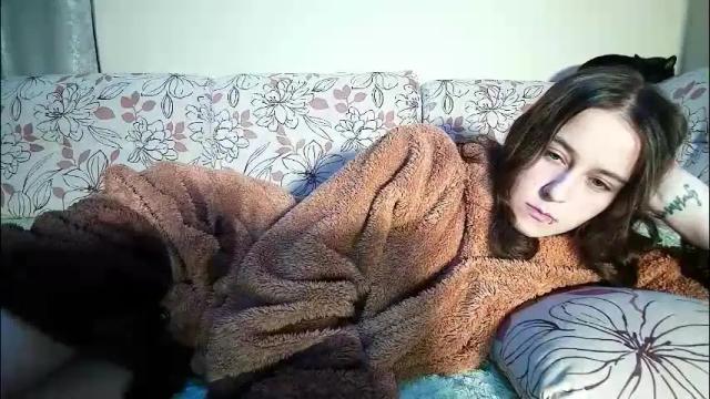 Image 4 of sademoface Stream on Chaturbate on 2 months ago