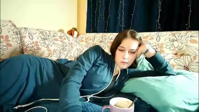 Image 2 of sademoface Stream on Chaturbate on 3 days ago