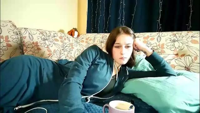 Image 3 of sademoface Stream on Chaturbate on 3 days ago