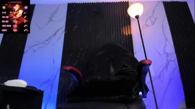 Image 3 of sadie_manson Stream on Chaturbate on 8 days ago
