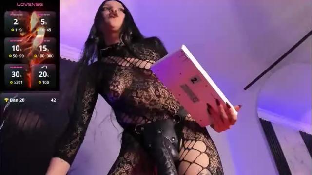 Thumbnail 3, sadie_manson's Stream at Chaturbate, 2 months ago