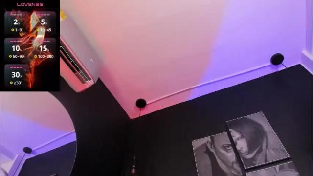 Image 2 of sadie_manson Stream on Chaturbate on 1 month ago