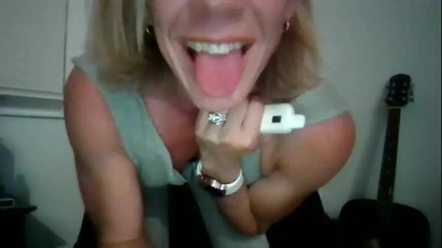 Image 4 of sadiessecretcloset Stream on Chaturbate on 24 days ago
