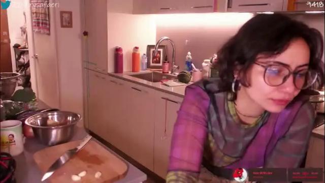 Image 3 of safaeri Stream on Chaturbate on 1 month ago