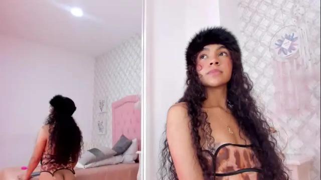 Image 3 of sagitariuuuss Stream on Chaturbate on 1 month ago