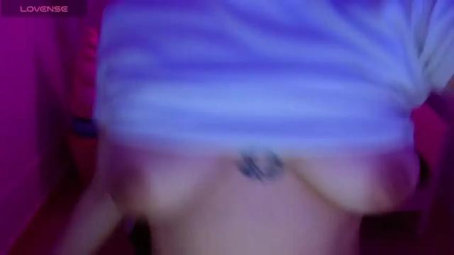 Image 11 of sahaar_ch Stream on Chaturbate on 14 months ago