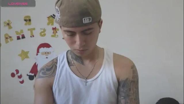 Image 6 of sahara_n_thiago Stream on Chaturbate on 1 month ago