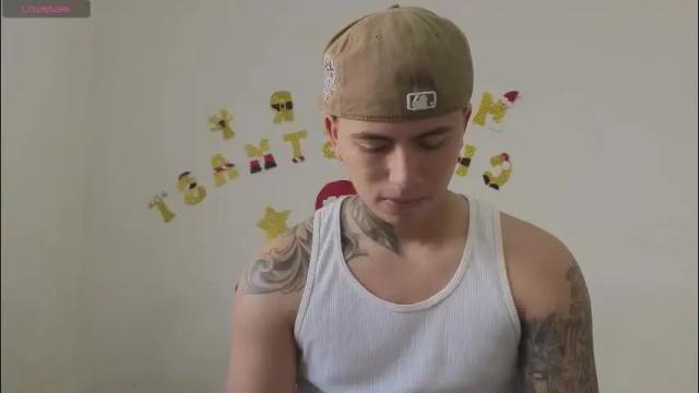 Image 2 of sahara_n_thiago Stream on Chaturbate on 1 month ago