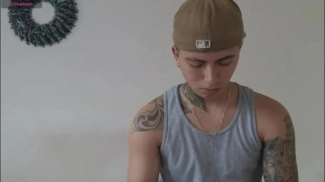 Image 3 of sahara_n_thiago Stream on Chaturbate on 14 days ago
