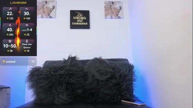 Image 4 of saharawalker Stream on Chaturbate on 28 days ago