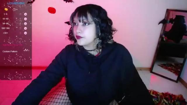 Image 2 of sahory_blake Stream on Chaturbate on 19 months ago