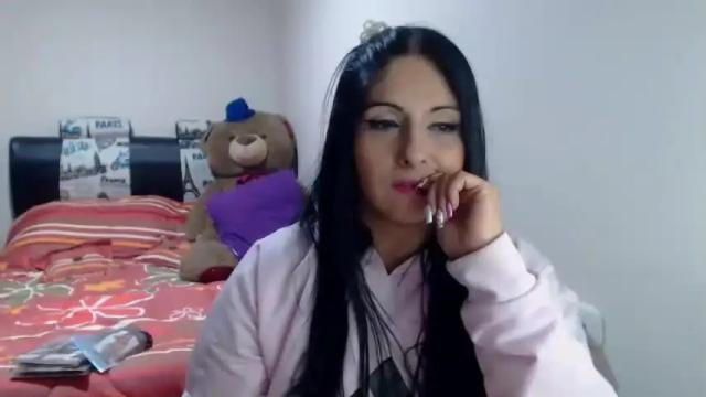Image 10 of sahotlove1 Stream on Chaturbate on 20 months ago
