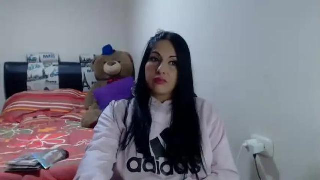 Image 11 of sahotlove1 Stream on Chaturbate on 20 months ago