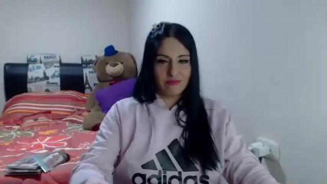 Image 7 of sahotlove1 Stream on Chaturbate on 20 months ago