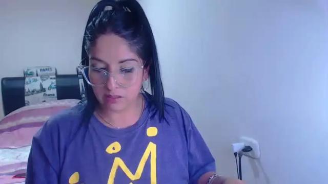 Image 4 of sahotlove1 Stream on Chaturbate on 19 months ago