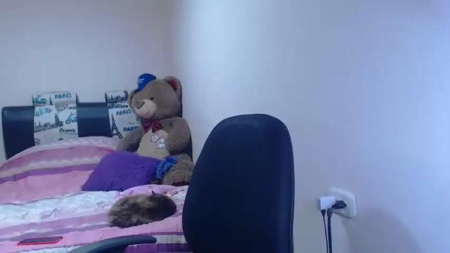 Image 6 of sahotlove1 Stream on Chaturbate on 19 months ago