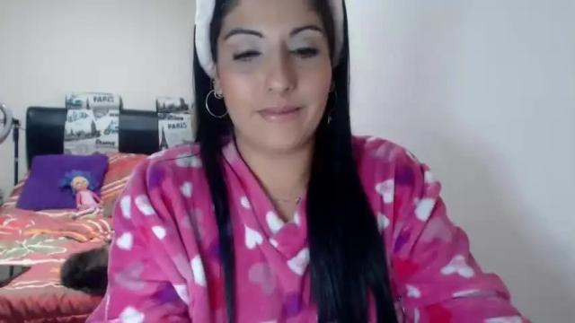 Image 6 of sahotlove1 Stream on Chaturbate on 19 months ago