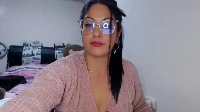 Image 10 of sahotlove1 Stream on Chaturbate on 18 months ago