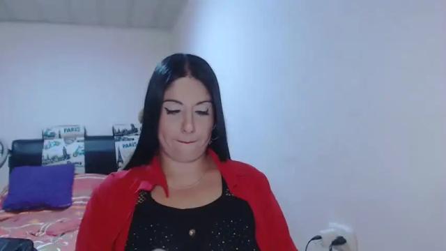 Image 3 of sahotlove1 Stream on Chaturbate on 18 months ago