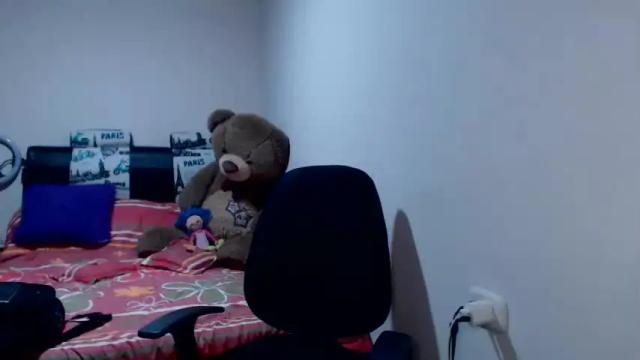 Image 7 of sahotlove1 Stream on Chaturbate on 18 months ago