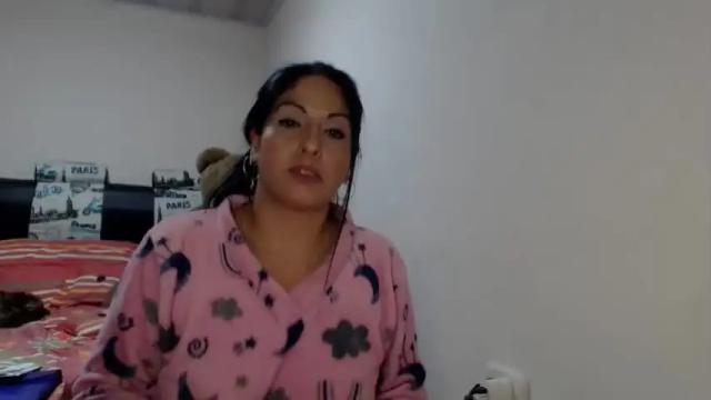 Image 6 of sahotlove1 Stream on Chaturbate on 18 months ago