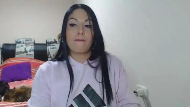 Image 3 of sahotlove1 Stream on Chaturbate on 18 months ago