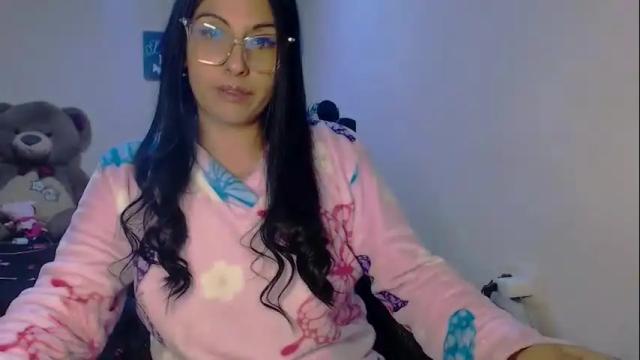 Image 12 of sahotlove1 Stream on Chaturbate on 5 months ago