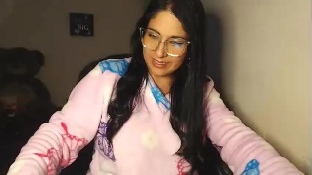 Image 7 of sahotlove1 Stream on Chaturbate on 5 months ago