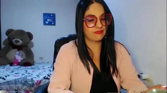 Image 7 of sahotlove1 Stream on Chaturbate on 4 months ago