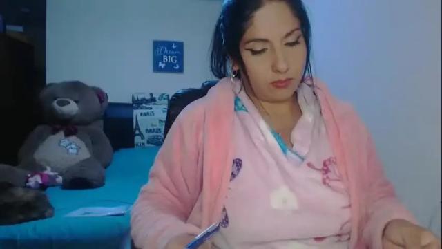 Image 12 of sahotlove1 Stream on Chaturbate on 3 months ago