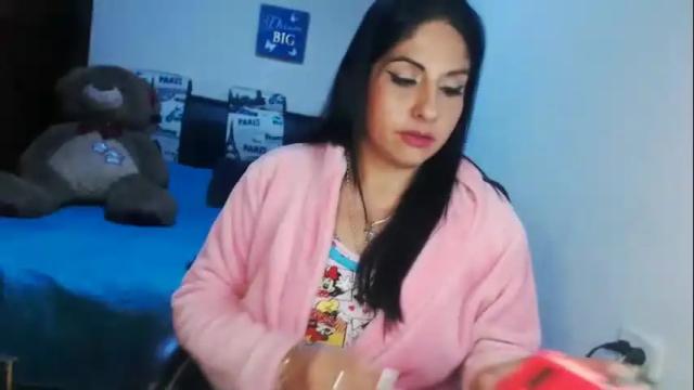 Image 2 of sahotlove1 Stream on Chaturbate on 1 month ago