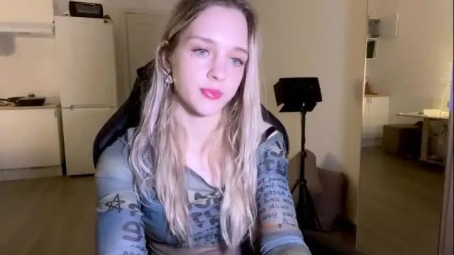 Image 8 of sailormoon666_ Stream on Chaturbate on 22 days ago