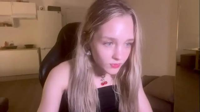 Image 10 of sailormoon666_ Stream on Chaturbate on 4 months ago