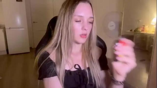 Image 12 of sailormoon666_ Stream on Chaturbate on 3 months ago