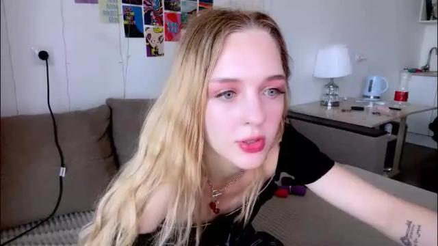 Image 7 of sailormoon666_ Stream on Chaturbate on 3 months ago