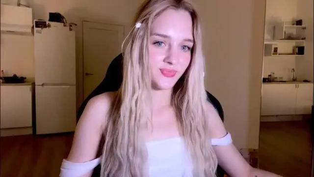 Image 7 of sailormoon666_ Stream on Chaturbate on 12 days ago