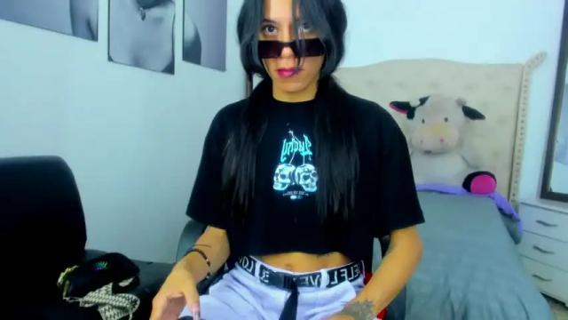 Image 6 of sailyn_daena Stream on Chaturbate on 17 months ago