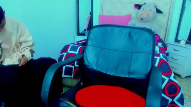 Image 12 of sailyn_daena Stream on Chaturbate on 17 months ago